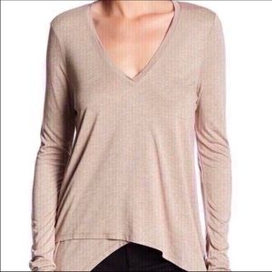 BRAND NEW BCBG SHIRT - CHANDAIL - SIZE XS